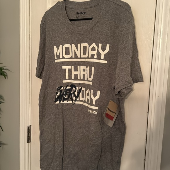 Reebok Monday thru Everyday Tshirt NWT L - Picture 4 of 6